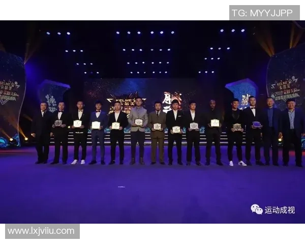 上海足球队中路突破的优势与挑战分析